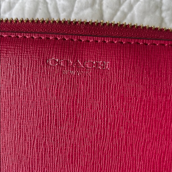 Coach wallet - Picture 1 of 6